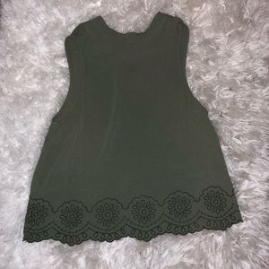 Flowy sleeveless shirt